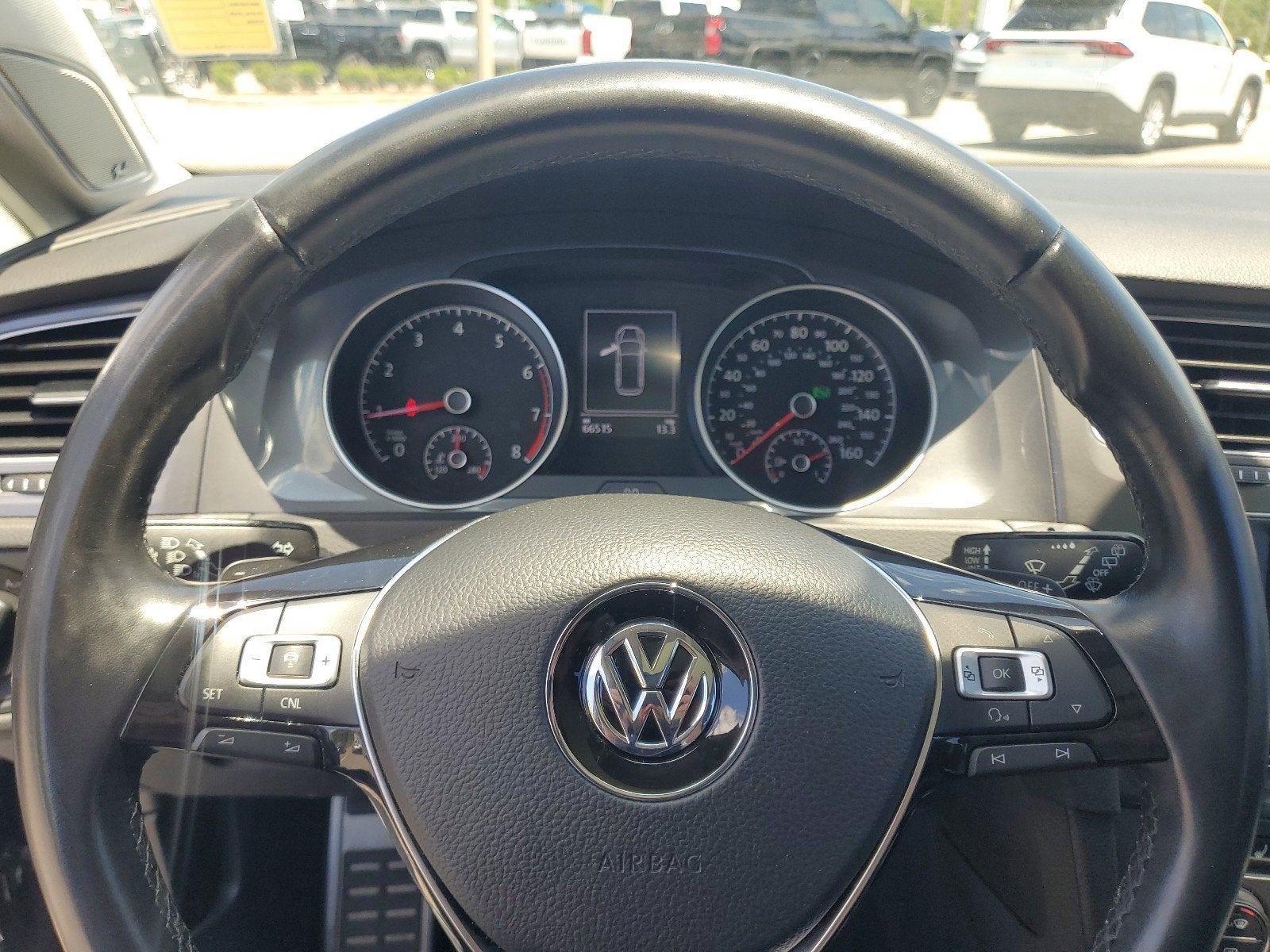 2017 Volkswagen Golf Alltrack Base