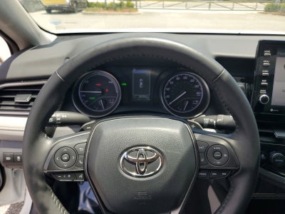 2021 Toyota CAMRY Hybrid SE